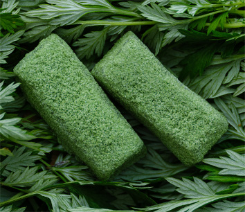 彩雲堂　よもぎ若草