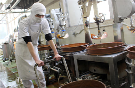 御菓子司 彩雲堂の製造部 - 製造課イメージ写真