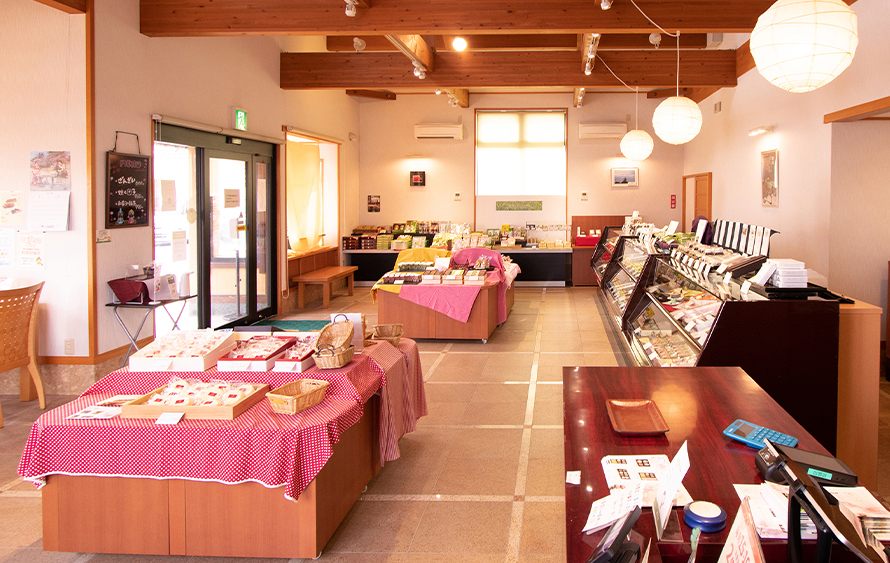 彩雲堂 店舗紹介 出雲店