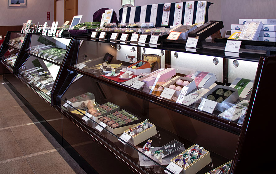 彩雲堂 店舗紹介 出雲店